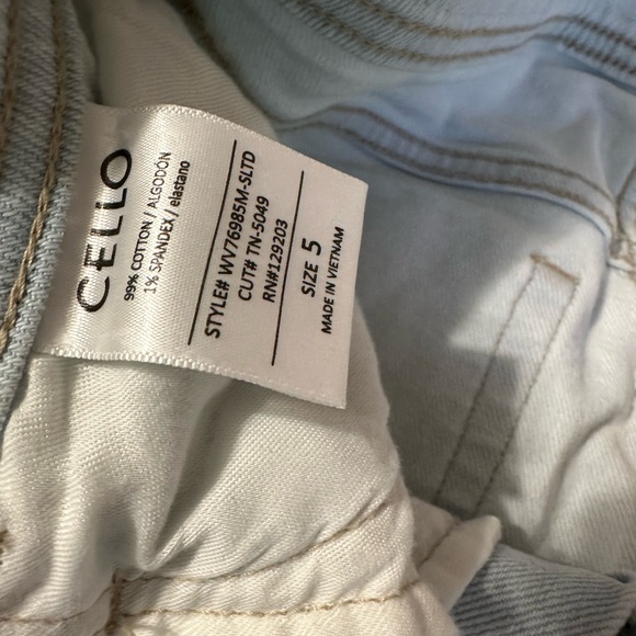 Women’s jeans - Picture 3 of 5